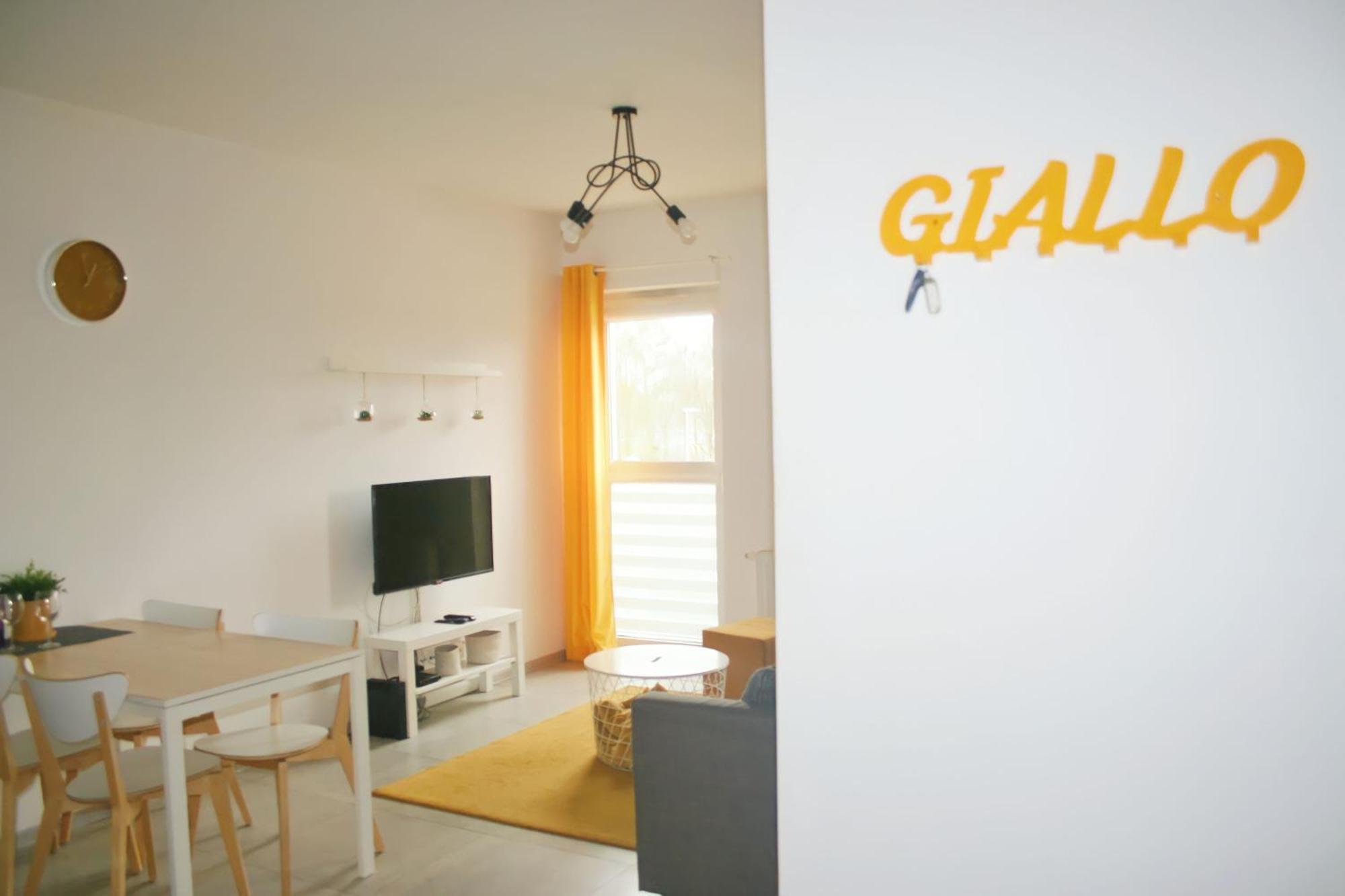 Apartment Feniks Torun, Starowka, Centrum -prywatny Parking, Balkon, Smart Tv
