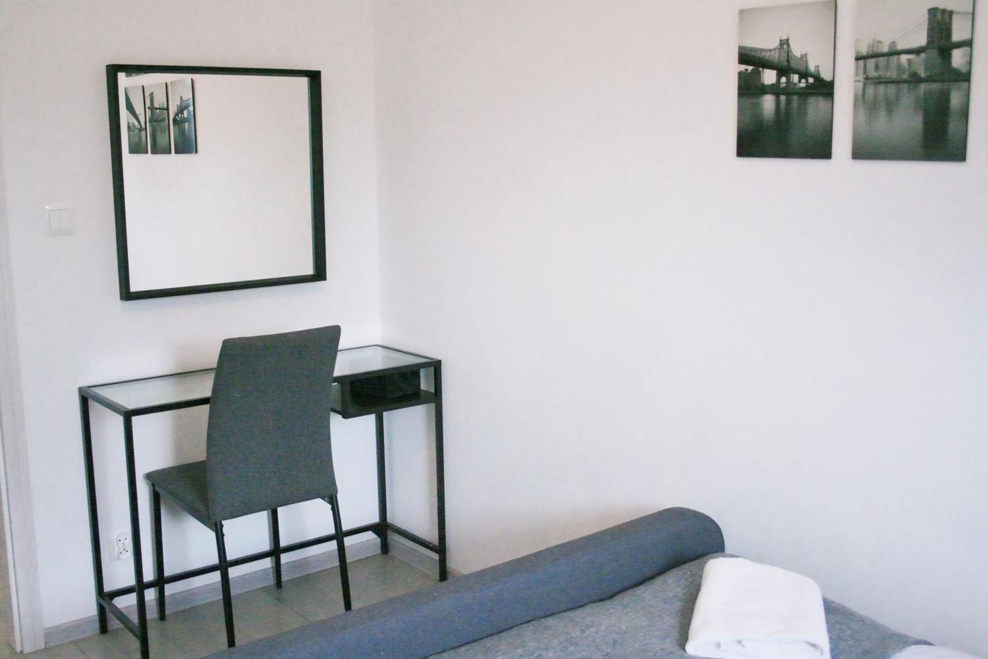 Apartment Feniks Torun, Starowka, Centrum -prywatny Parking, Balkon, Smart Tv Thorn